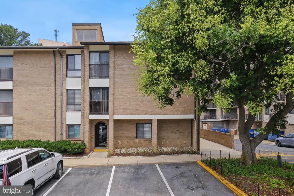 114 MONROE STREET , ROCKVILLE, MD 20850