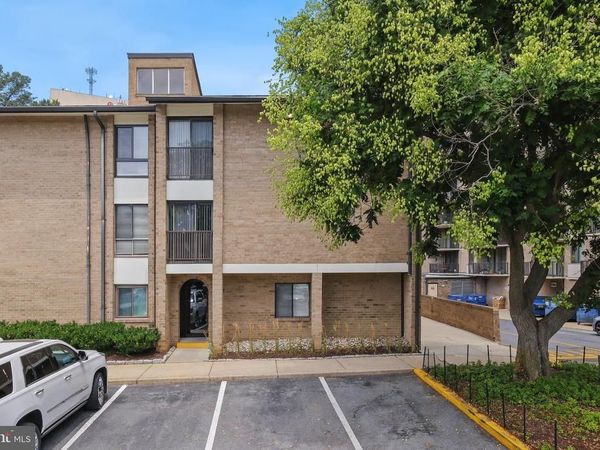 114 MONROE STREET , Unit 114-10, ROCKVILLE, MD 20850