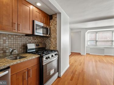 1810 RITTENHOUSE SQUARE, Unit 410, PHILADELPHIA, PA 19103