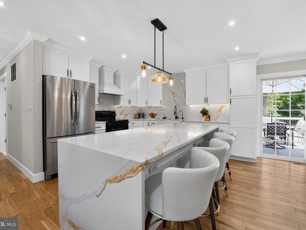 327 BEACH DRIVE, ANNAPOLIS, MD 21403
