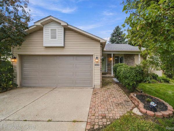 290 Hyatt Lane , Linden, Mi 48451