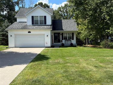 2071 Edward Lane E, Kimball Township, Mi 48074