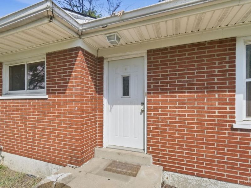 6292 Fields Ertel Road, Sharonville, OH 45241 Photo 5