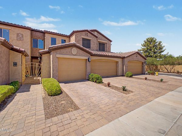 250 W QUEEN CREEK Road, Unit 215, Chandler, AZ 85248