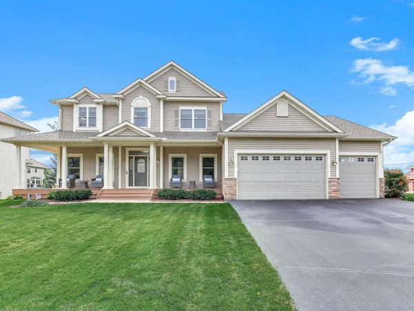 5725 103rd Avenue N, Brooklyn Park, MN 55443