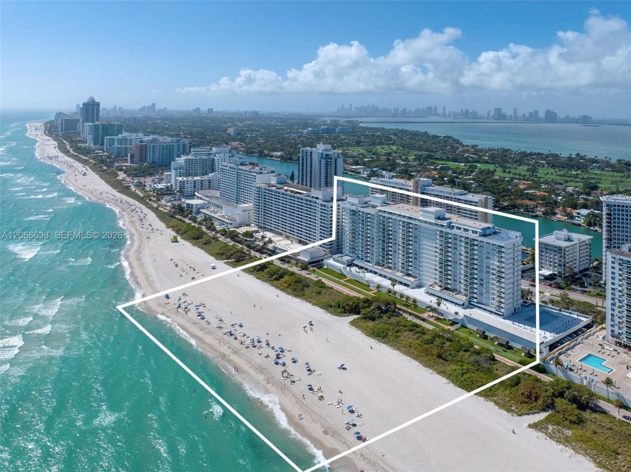 5601 Collins Ave , Unit PH-14, Miami Beach, FL 33140 Photo
