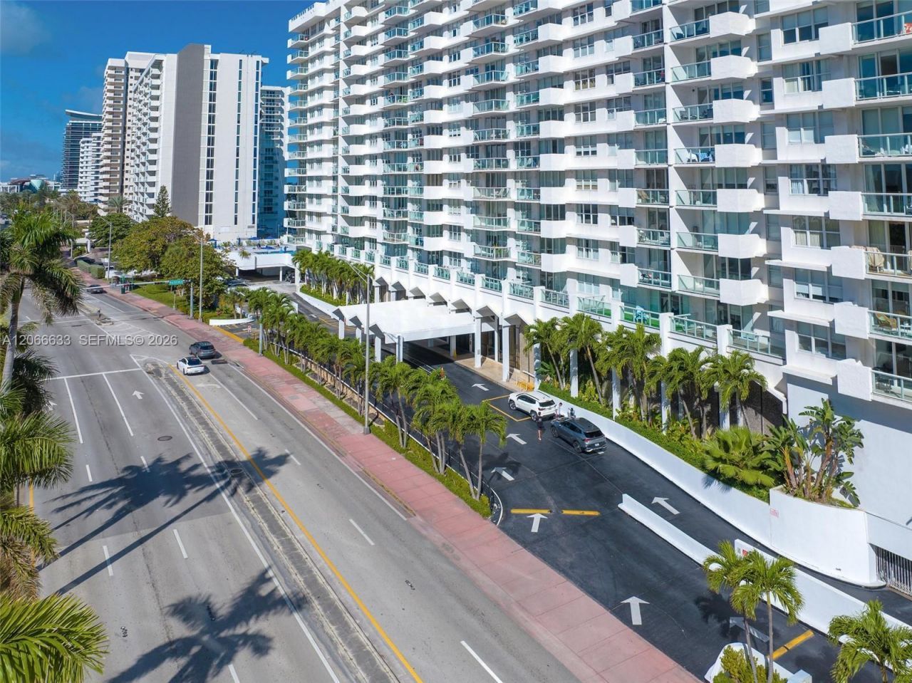 5601 Collins Ave , Unit PH-14, Miami Beach, FL 33140 Photo