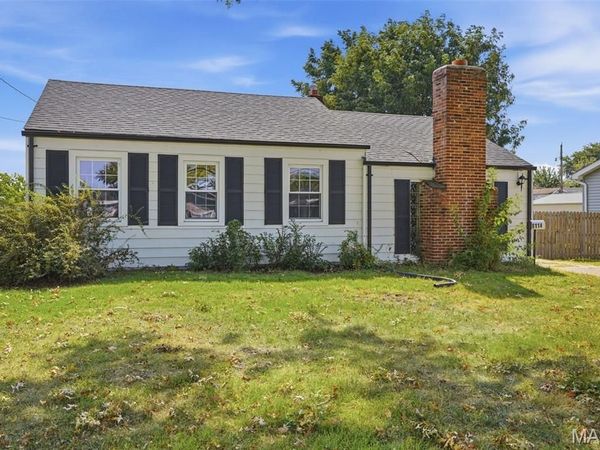 8114 Waddell Avenue, St Louis, MO 63125