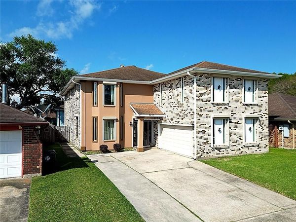 5630 SAMOVAR Drive , New Orleans, LA 70126