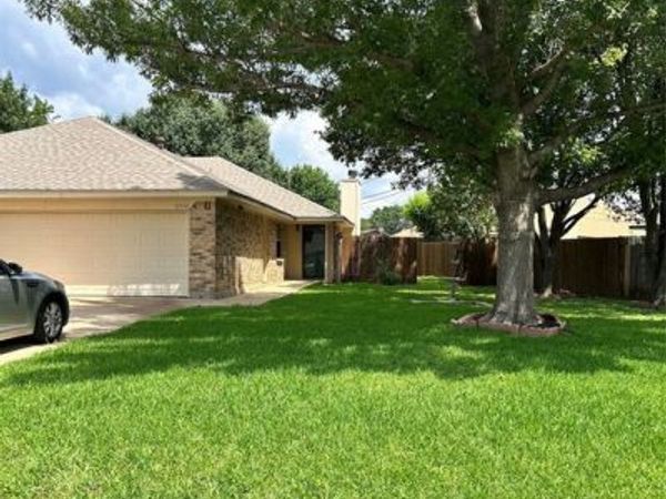 6532 Central Avenue, North Richland Hills, TX 76182