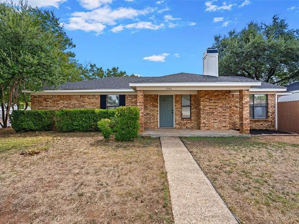 1301 Chapel Creek Road, Waco, TX 76712