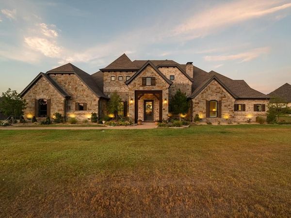 10613 Kyle Circle, Burleson, TX 76028