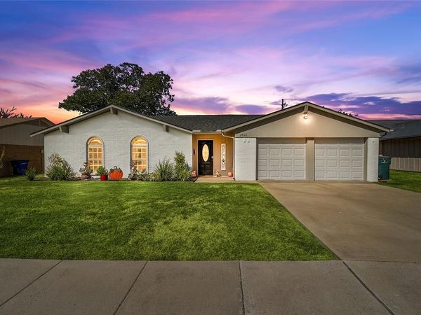 2621 Elk Grove Road, Carrollton, TX 75007