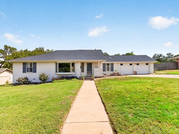 6705 Hanover Road, Fort Worth, TX 76116