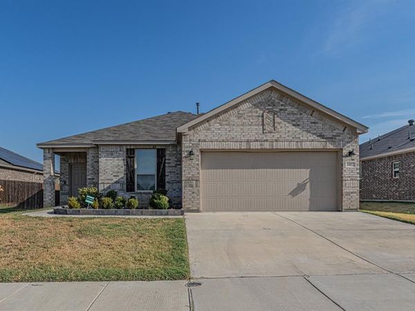 10812 Pinyon Court, Fort Worth, TX 76108