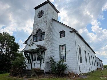 1110 State Route 177 , Copenhagen, NY 13626