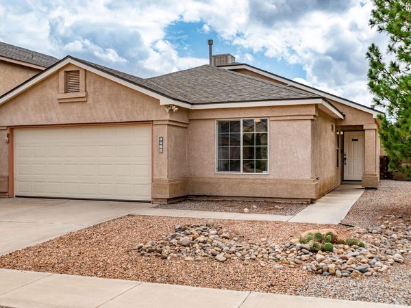 7716 Banyon Avenue NW, Albuquerque, NM 87114