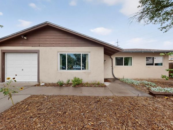1408 Espejo Street NE, Albuquerque, NM 87112