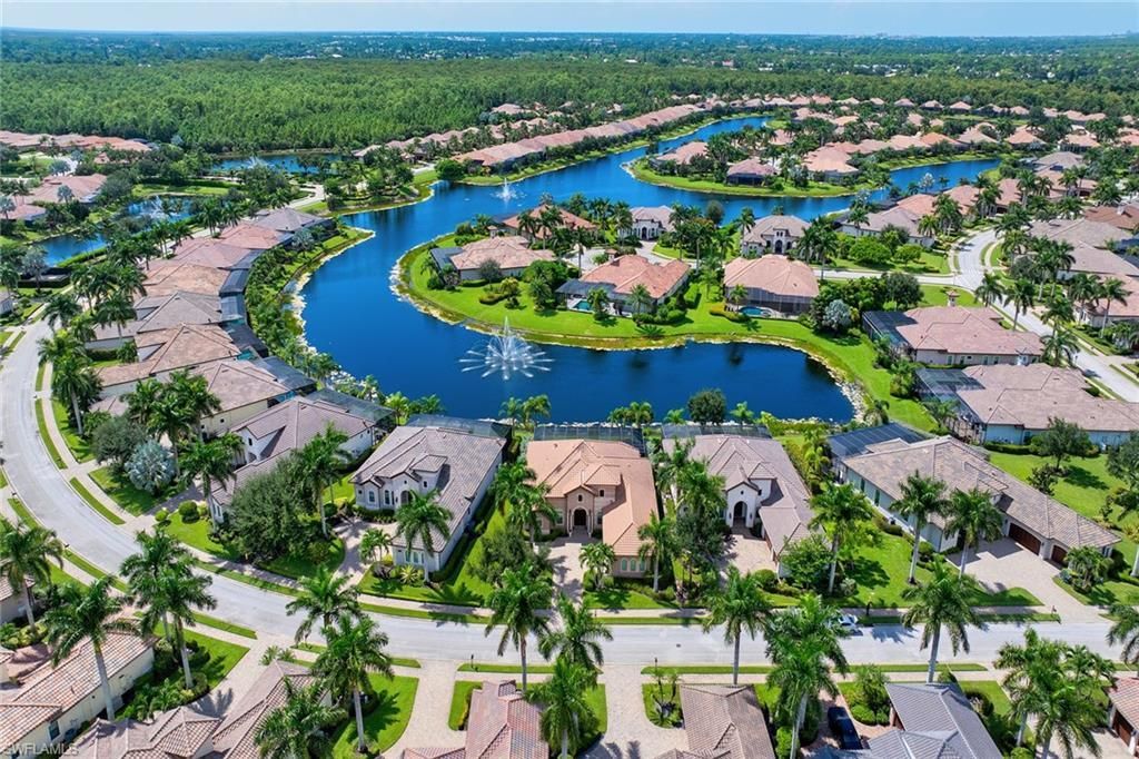 6646 Costa Cir, Naples, FL 34113 Photo