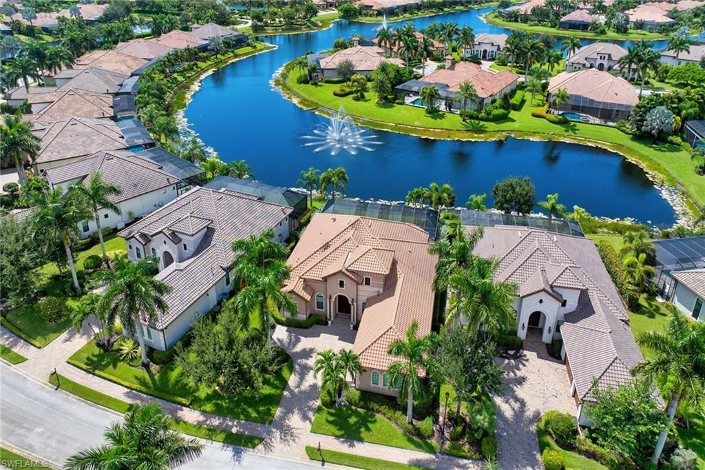6646 Costa Cir, Naples, FL 34113 Photo