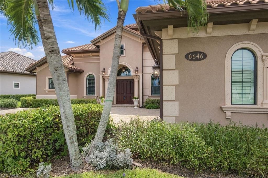 6646 Costa Cir, Naples, FL 34113 Photo