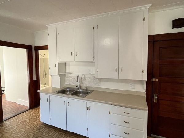 15 Euclid Ave, Unit 2, Methuen, MA 01844