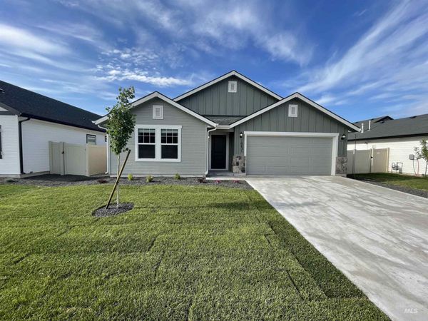 5881 N Static Line Ave, Meridian, ID 83646