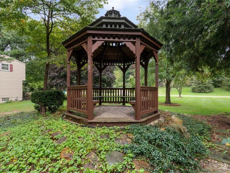 2134 Ritz Manor Drive , Uniontown, OH 44685 Photo 11