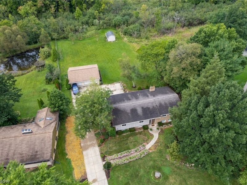 2134 Ritz Manor Drive , Uniontown, OH 44685 Photo 2