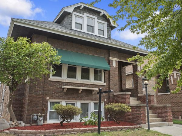 2317 East Avenue , Berwyn, IL 60402