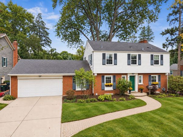 431 S Pine Avenue , Arlington Heights, IL 60005