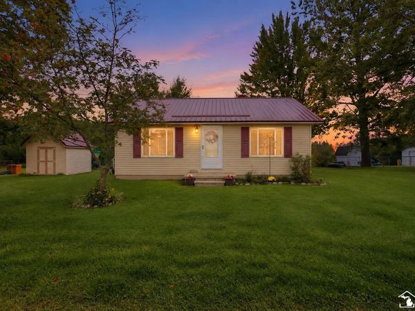 2885 W Lakeside Drive, West Branch, MI 48661