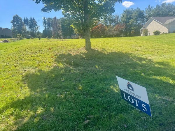 460 Walter'S Way , Zanesville, OH 43701