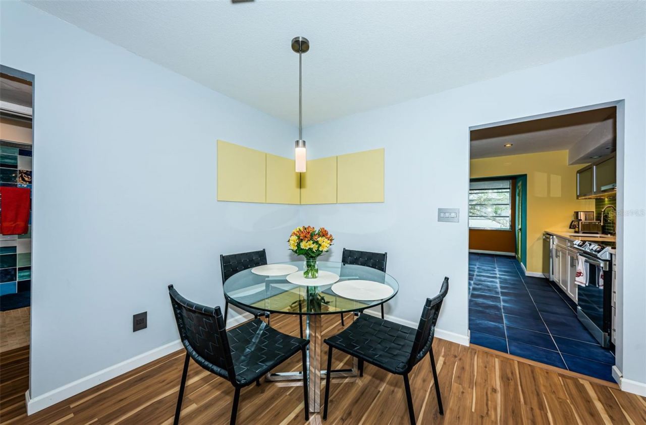 5880 38th Avenue N, Unit 309, Saint Petersburg, FL 33710 Photo
