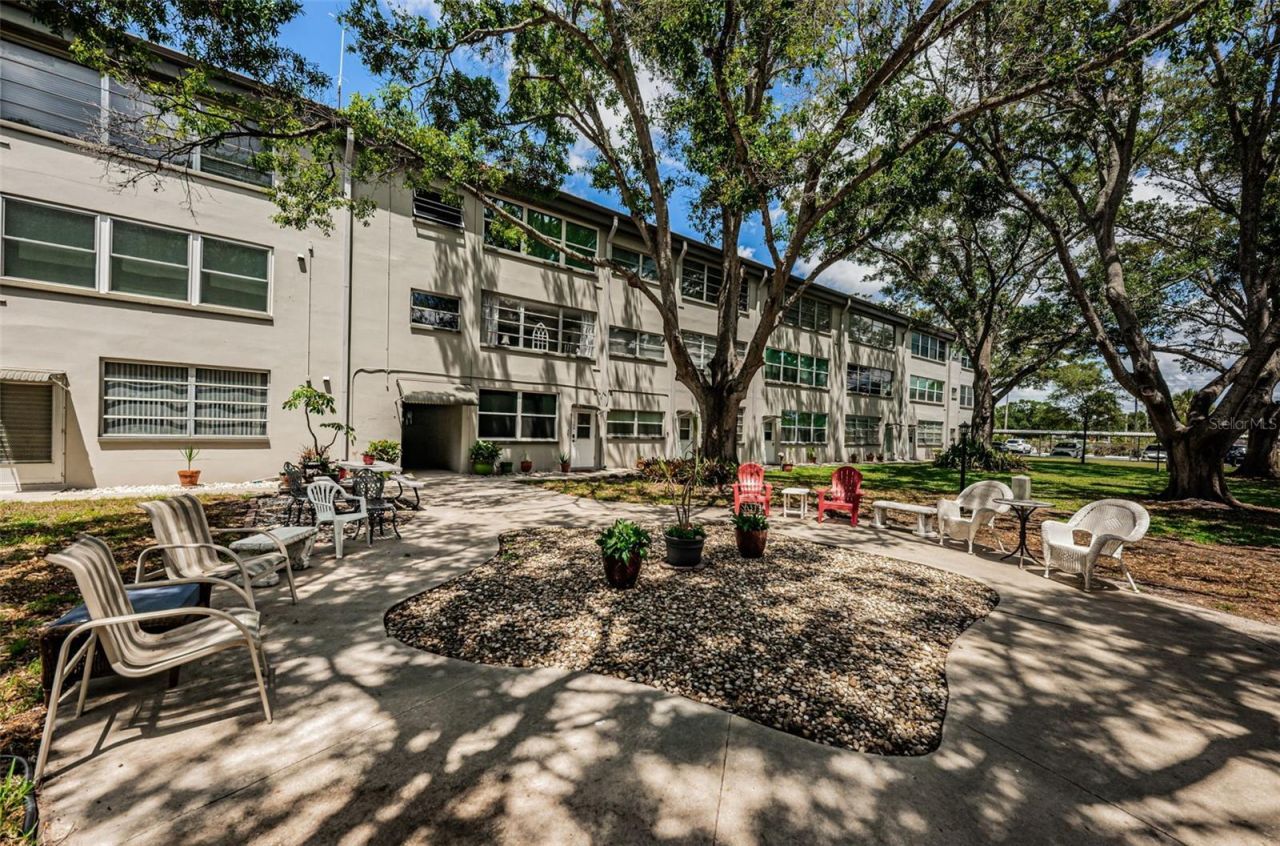 5880 38th Avenue N, Unit 309, Saint Petersburg, FL 33710 Photo