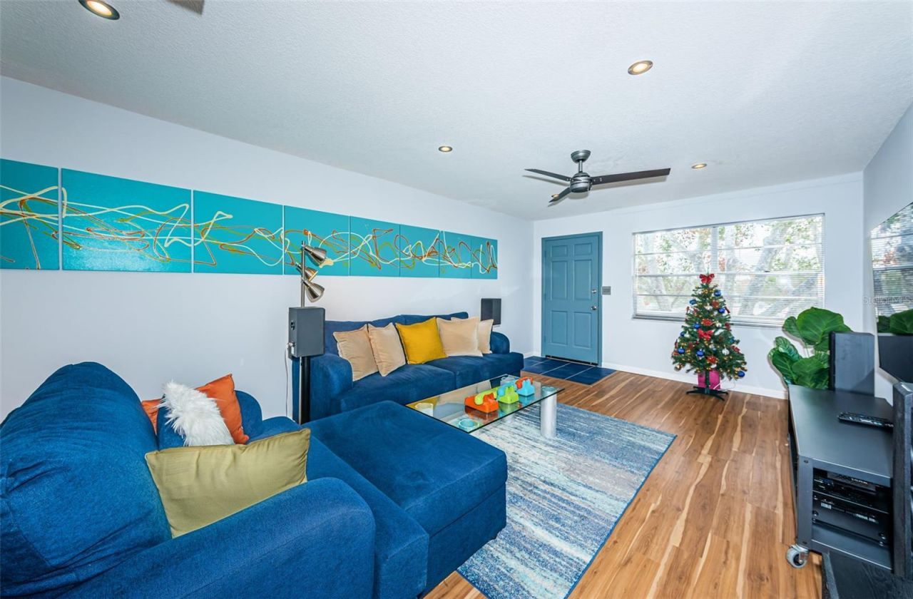 5880 38th Avenue N, Unit 309, Saint Petersburg, FL 33710 Photo