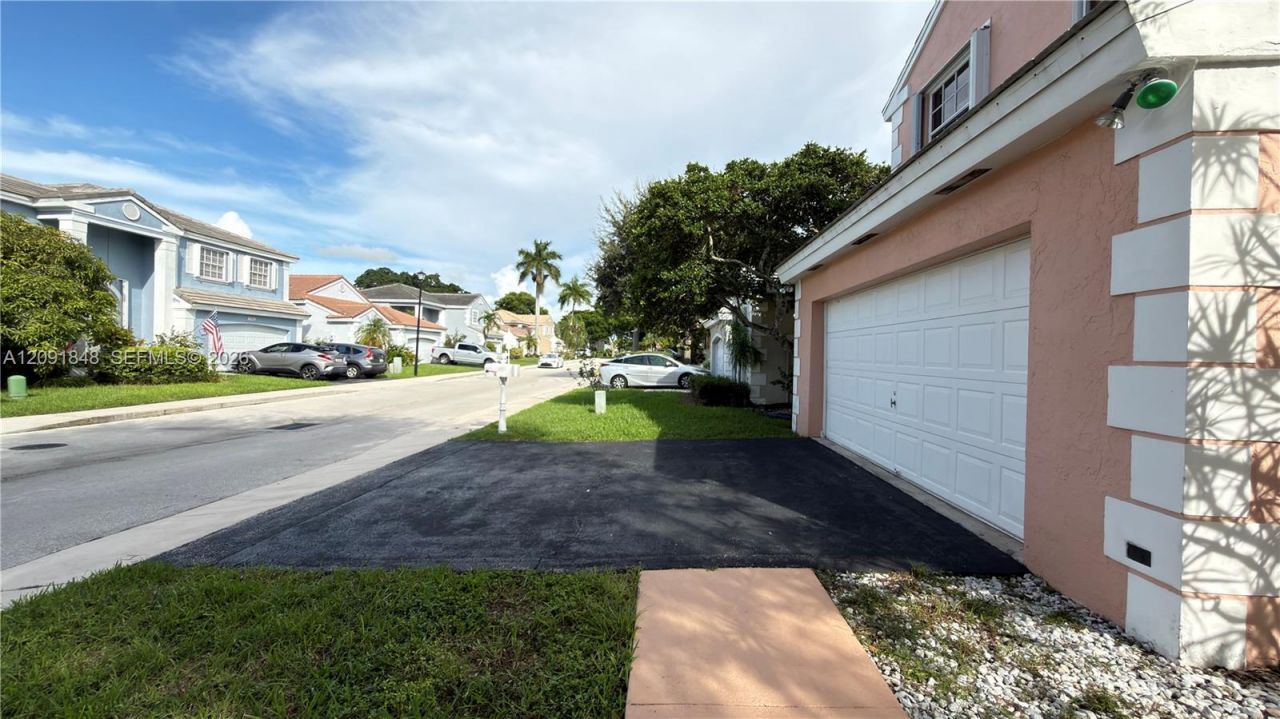 13950 Oak Ridge Dr, Davie, FL 33325 Photo
