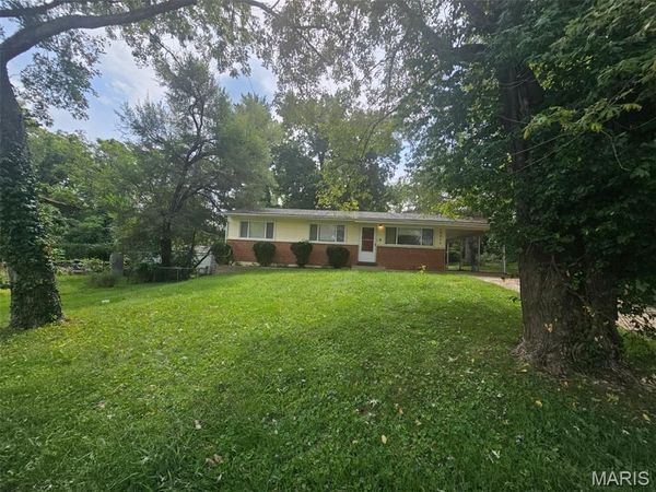 10214 Northland Hills Court , St Louis, MO 63136