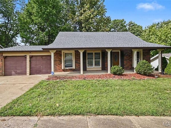 12115 Wensley Road , Florissant, MO 63033