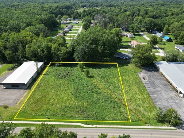 Grandview Road , Lake Milton, OH 44429