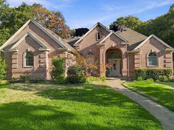 2806 Yorkshire Lane , Southlake, TX 76092