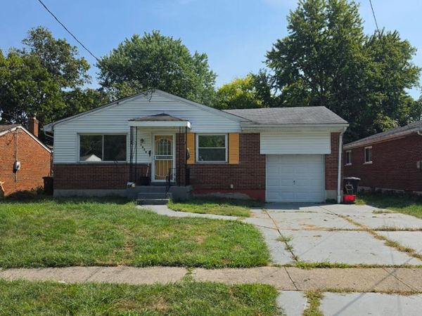 1054 Brooke, Cincinnati, OH 45230