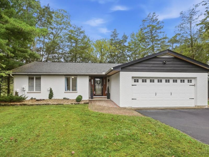 6 Comanche Drive, Franklin Township, OH 45171 Photo 2