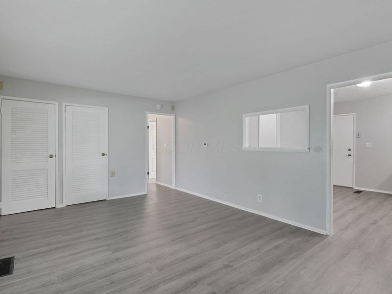 7362 Lebanon Avenue , Reynoldsburg, OH 43068 Photo 6