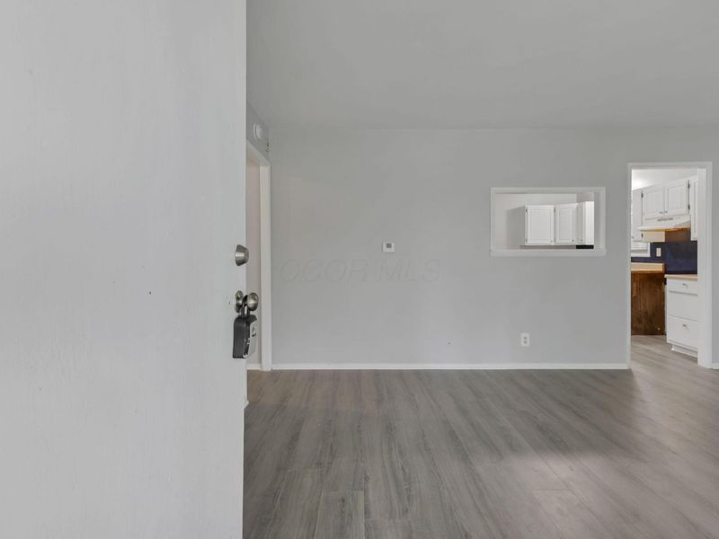 7362 Lebanon Avenue , Reynoldsburg, OH 43068 Photo 7