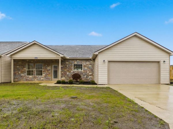 1928 Sussex Way , Marion, OH 43302