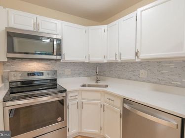 1909 N RHODES STREET , Unit 29, ARLINGTON, VA 22201