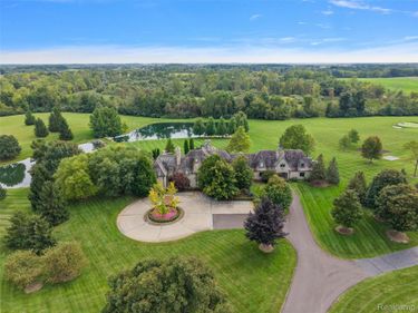 5333 Pleasant Lake Road, Lodi Township, Mi 48103