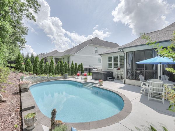 2600 Bramblewood Ln , Thompsons Station, TN 37179