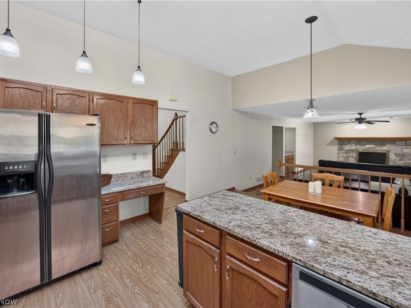 8307 Old Post Road, Olmsted Falls, OH 44138 Photo 11